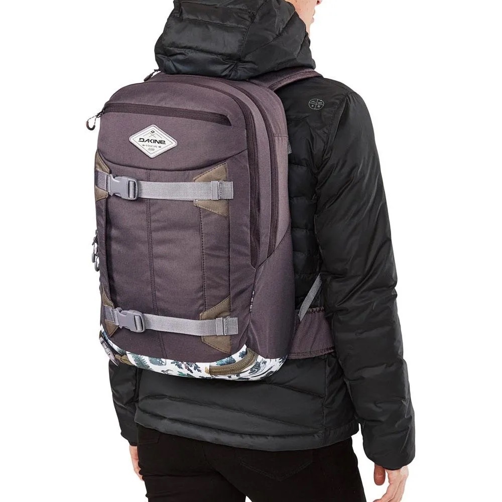 SOLD🚫 Dakine Leanne Pelosi Women’s Team Mission Pro 25L Backpack